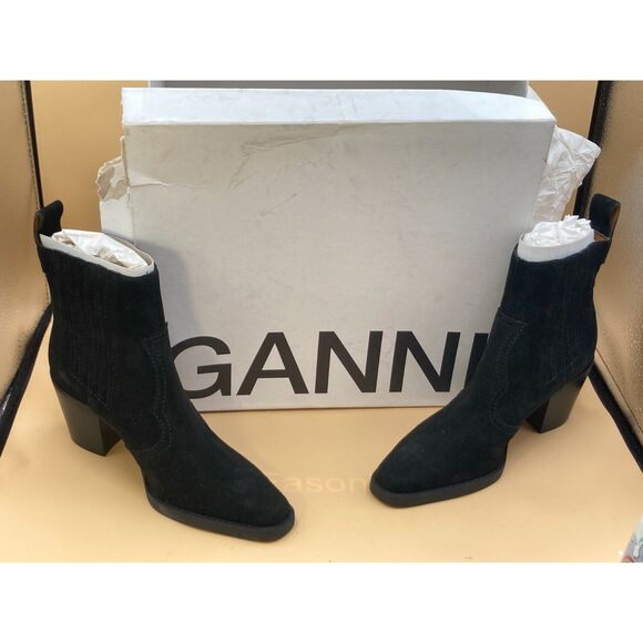 Ganni Black Suede Women's block heel ankle boots S1065  size 36 or 5.5 NIB - Picture 2 of 7
